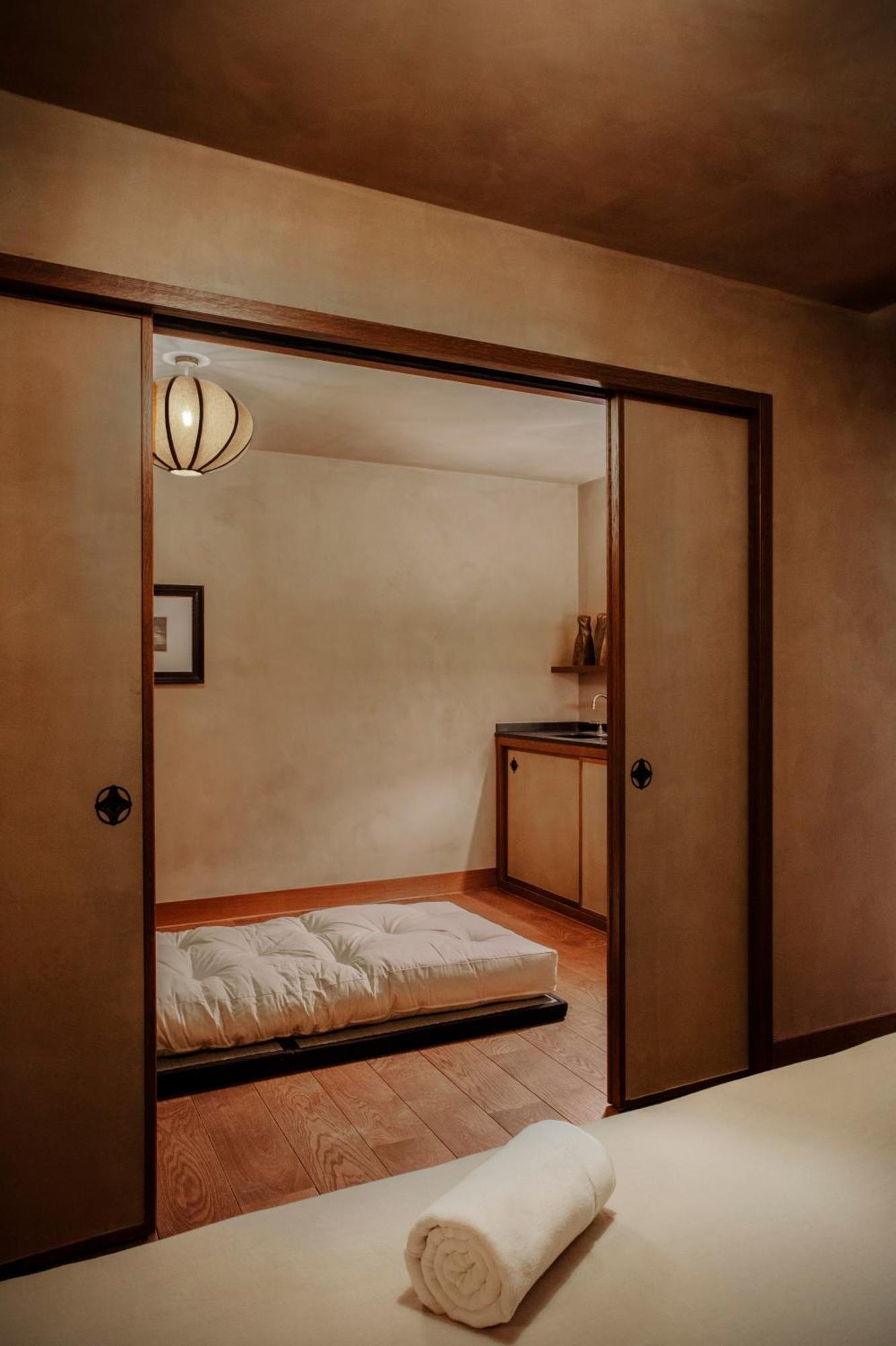 Balzac & Ikoi Hotel Paris